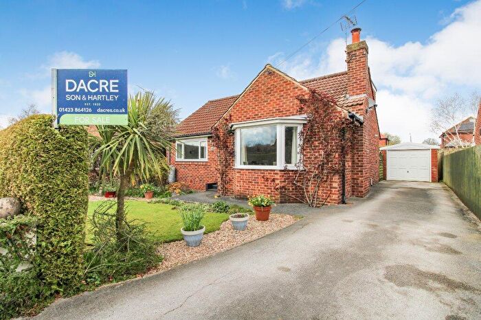 2 Bedroom Bungalow For Sale In Scotton Drive, Knaresborough, HG5