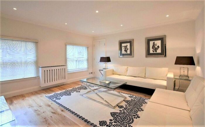 1 Bedroom Flat To Rent In Grosvenor Hill, London, W1K