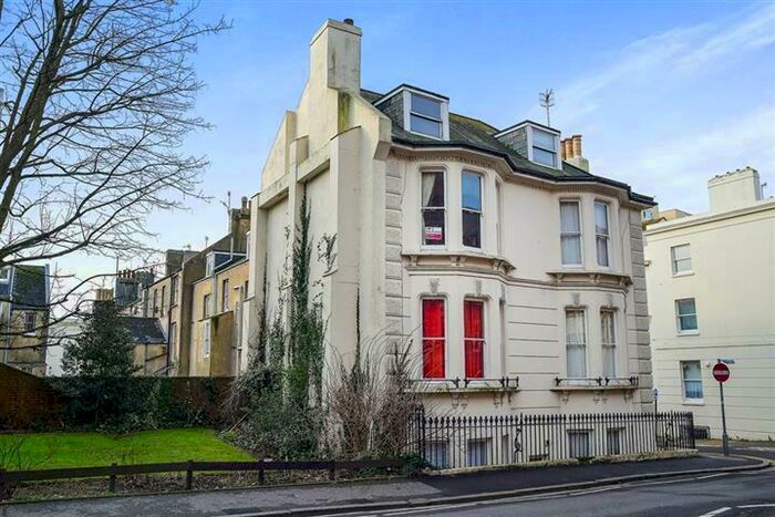 Flat To Rent In College Road, Brighton, BN2