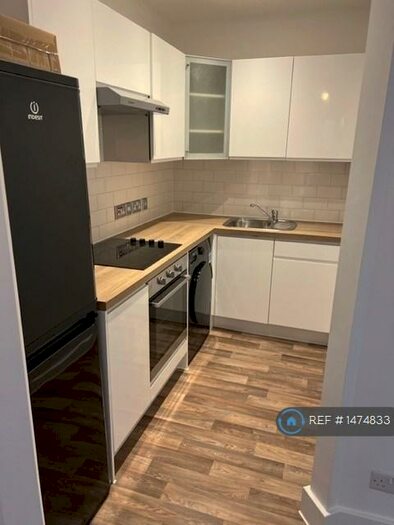 Studio To Rent In Farrow Lane, London, SE14