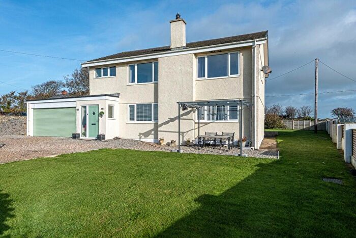 5 Bedroom Detached House For Sale In Malltraeth, LL62