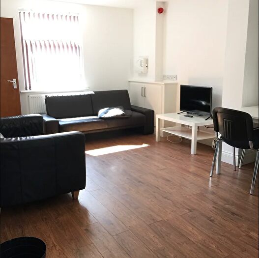 5 Bedroom Terraced House To Rent In Lovat Road, Preston, PR1