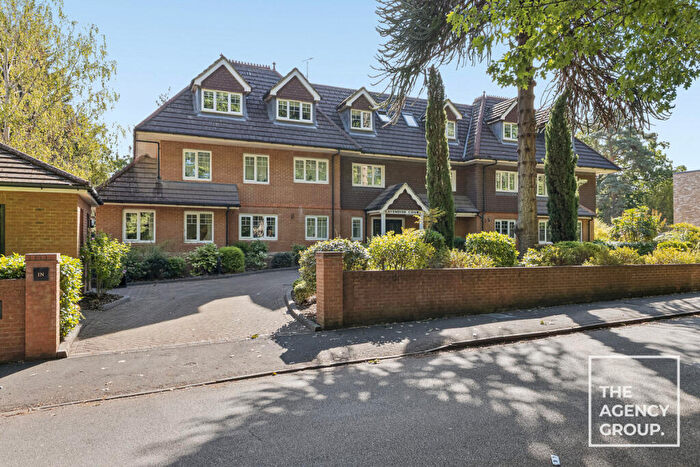 2 Bedroom Apartment For Sale In Cavendish Road, Weybridge, KT13