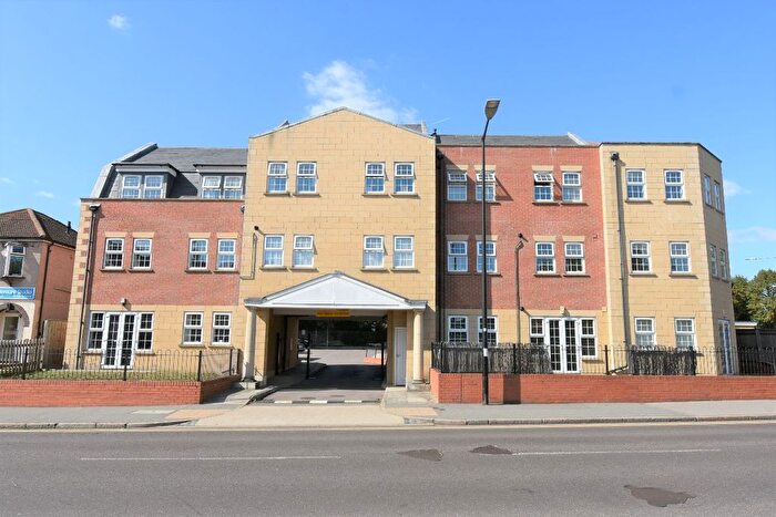 1 Bedroom Flat To Rent In Billet Lane, Hornchurch, RM11