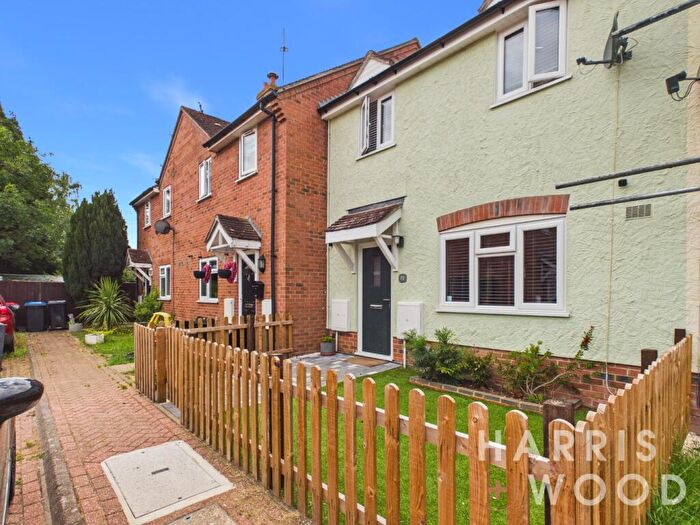 3 Bedroom Terraced House For Sale In Greenfield, Witham, Essex, CM8