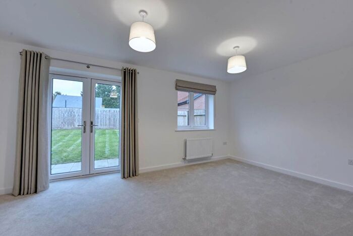 3 Bedroom Semi-Detached House To Rent In Berren Dean, Henley On Thames, RG9