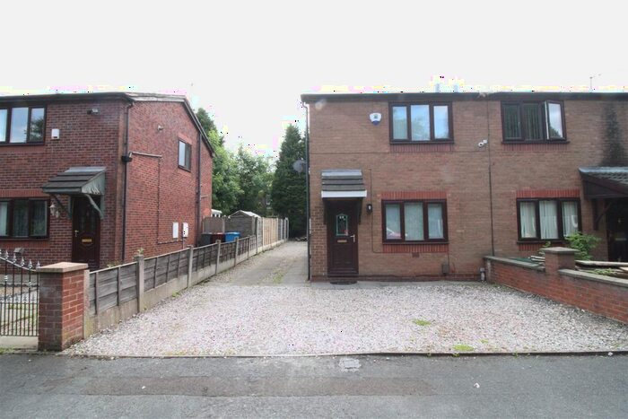 2 Bedroom Terraced House To Rent In Longford Street, Manchester, M18