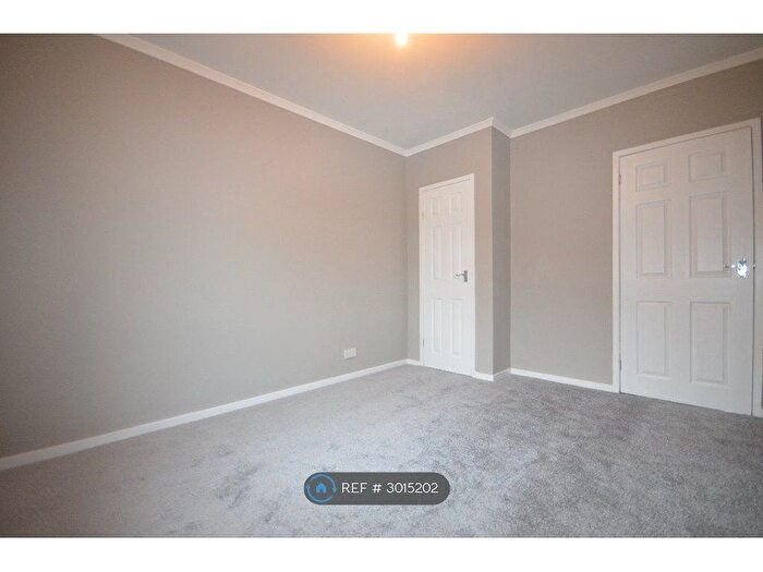 3 Bedroom End Of Terrace House To Rent In Kilbrennan Avenue, Cumnock, KA18
