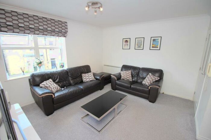 2 Bedroom Apartment To Rent In Collingwood Mews, Gosforth, Newcastle Upon Tyne, NE3