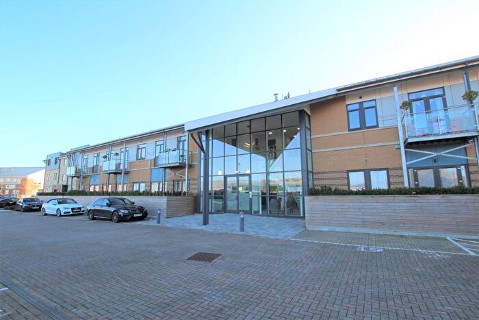 1 Bedroom Apartment To Rent In Serbert Close - Portishead, BS20