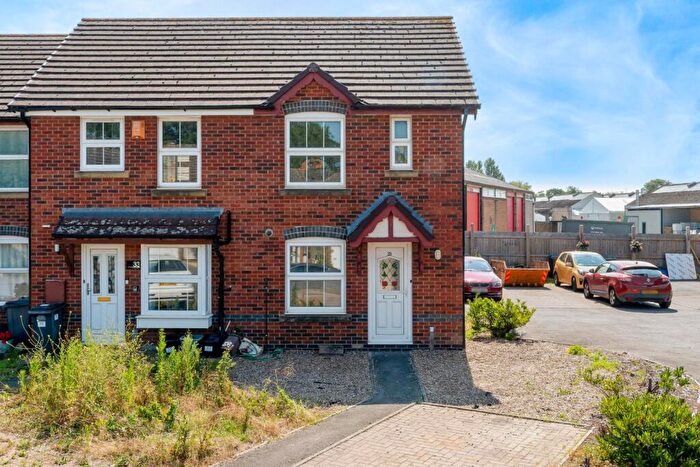 2 Bedroom End Of Terrace House For Sale In Two Bedroom Home Offering Excellent Value For Money In The North End Of Yatton, BS49