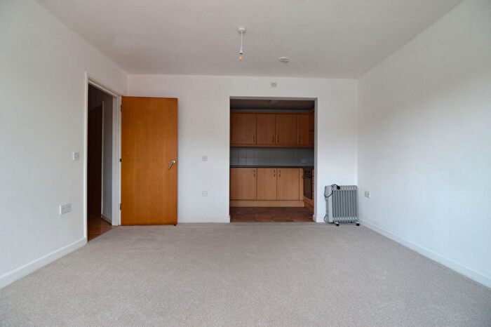 2 Bedroom Flat For Sale In Edward Court, Edward Street, Nuneaton, CV11