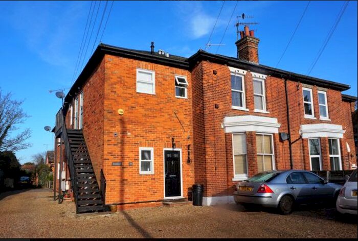 1 Bedroom Flat To Rent In Bath Road, SL6