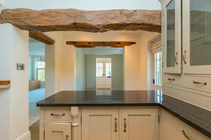 3 Bedroom Cottage For Sale In Ullenhall, B95