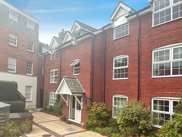 2 Bedroom Property To Rent In East Street, Bridport, DT6