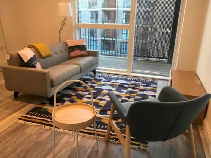 1 Bedroom Flat To Rent In Scena Way, London, SE5