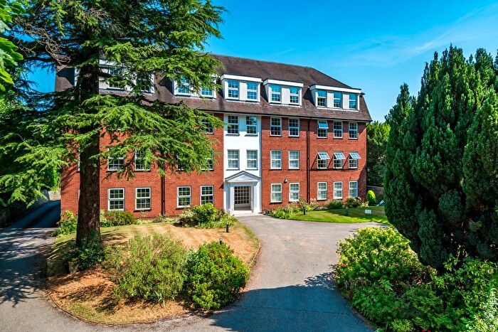 1 Bedroom Flat For Sale In Macclesfield Road, Wilmslow, Cheshire, SK9
