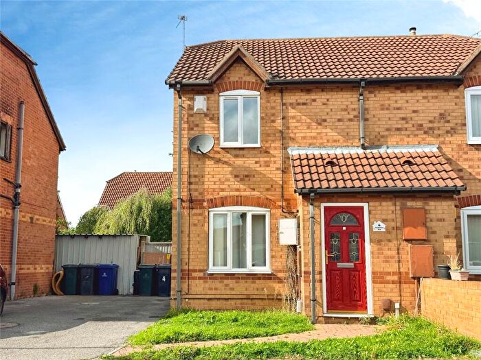 2 Bedroom Semi-Detached House For Sale In Headingley Way, Edlington, Doncaster, South Yorkshire, DN12