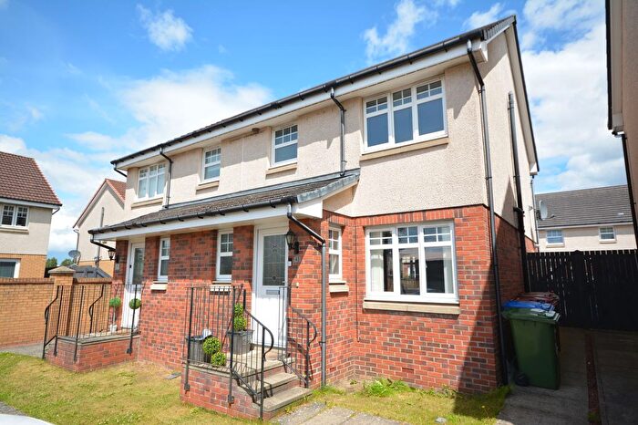 3 Bedroom Semi Detached House For Sale In Wood Street, Grangemouth, FK3