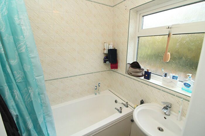 2 Bedroom Terraced House For Sale In Currier Drive, Neath Hill, Milton Keynes, MK14