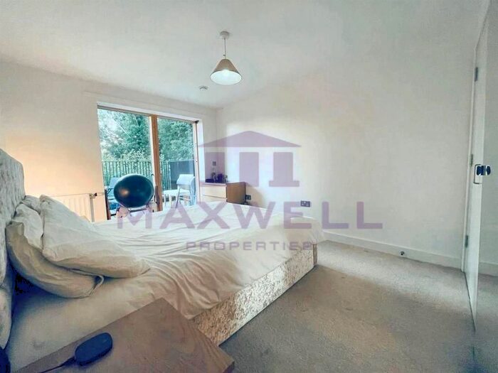 1 Bedroom Flat To Rent In Pearmaine House, Apple Grove, Harrow, HA2