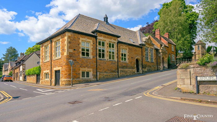 3 Bedroom Town House For Sale In Uppingham, LE15