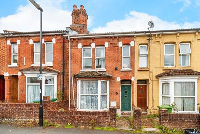 5 Bedroom Terraced House For Sale In Milton Road, Polygon, Southampton, Hampshire, SO15