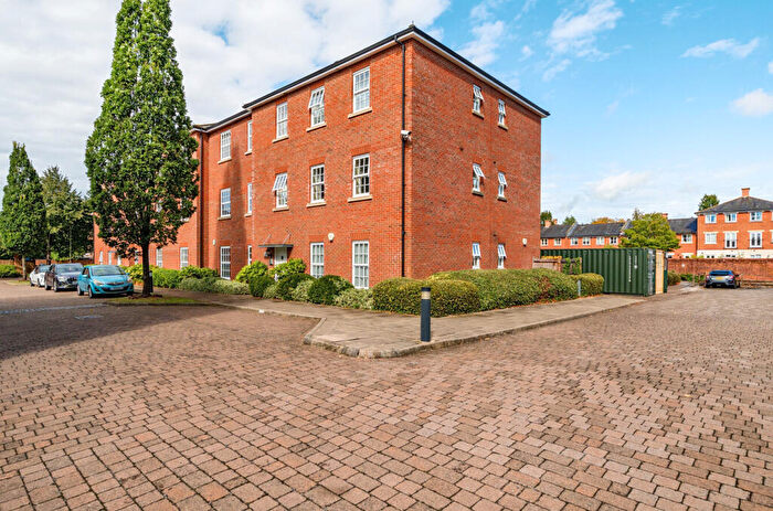2 Bedroom Flat For Sale In Amberley Court, North Square, Knowle, Hampshire, PO17
