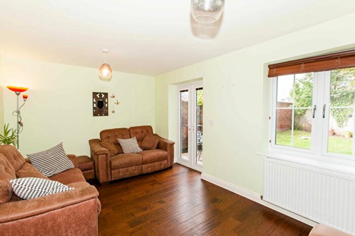4 Bedroom Detached House For Sale In Meadows Walk, Clowne, S43