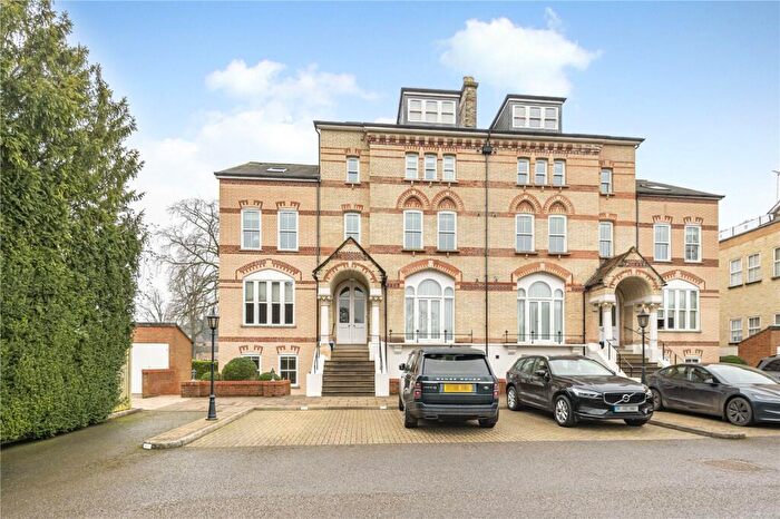 2 Bedroom Apartment For Sale In Savill Court, - The Fairmile, Henley-on-Thames, Oxfordshire, RG9