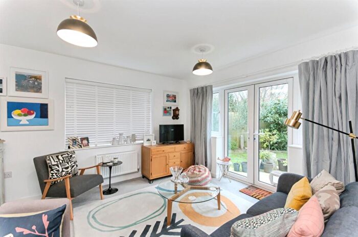 1 Bedroom Apartment For Sale In Mallow Drive, Stone Cross, Pevensey, BN24