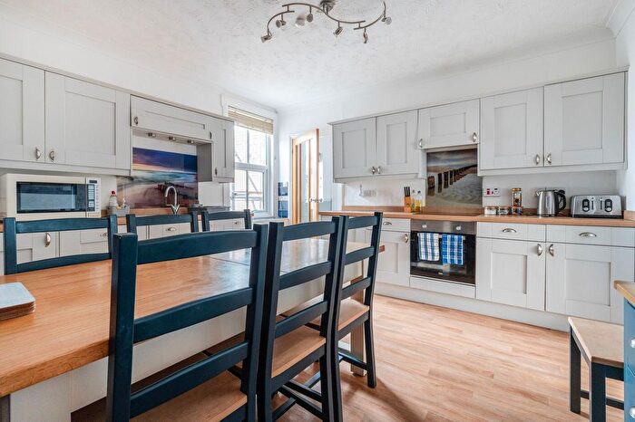 3 Bedroom Flat For Sale In Corner Street, Cromer, NR27