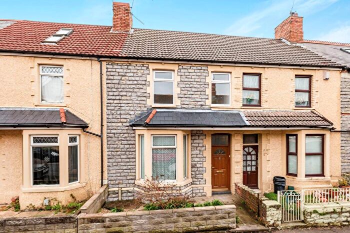 3 Bedroom House To Rent In Station Street, Barry, CF63