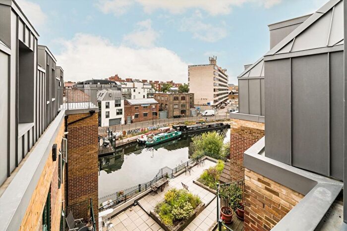 2 Bedroom Flat To Rent In Wharf Place, Broadway Market, E2