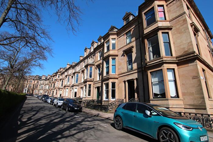 2 Bedroom Flat To Rent In Athole Gardens, Glasgow, G12