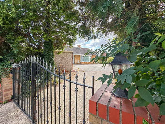 2 Bedroom Detached Bungalow For Sale In Fen Road, Warboys Road, Pidley, PE28