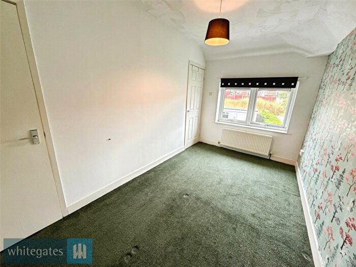 2 Bedroom Semi-Detached House For Sale In Highstone Vale, Worsbrough, Barnsley, S70