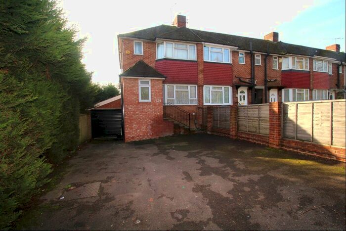3 Bedroom End Of Terrace House To Rent In Oakley Road, Southampton, SO16
