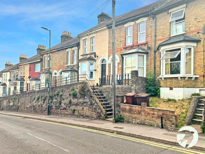 3 Bedroom Terraced House To Rent In Bill Street Road, Rochester, ME2