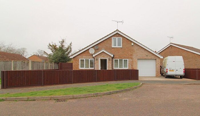 3 Bedroom Chalet To Rent In Melbourne Drive, Mildenhall, IP28