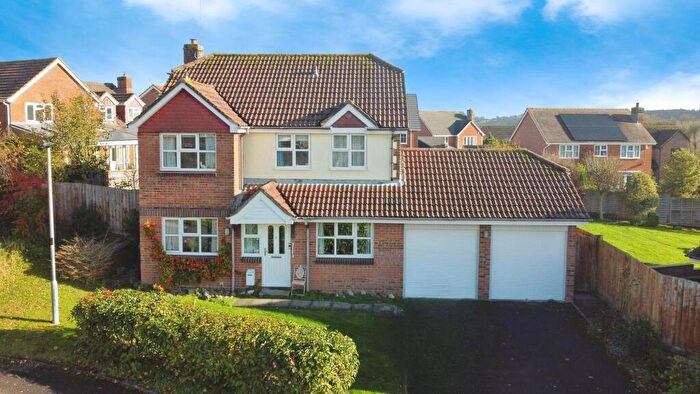 4 Bedroom Detached House For Sale In Sassoon Walk, Marlborough, SN8