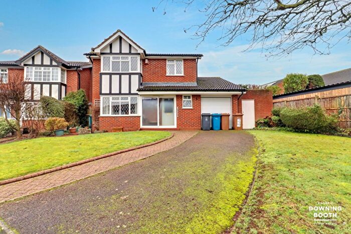 4 Bedroom Detached House For Sale In Gable Croft, Lichfield, WS14