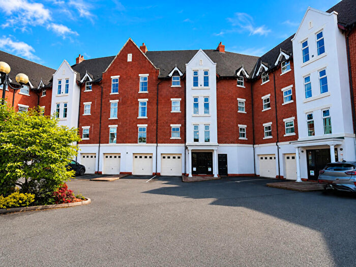 2 Bedroom Apartment For Sale In Tiverton Court, Blakemere Drive, Kingsmead, CW9