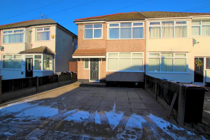 3 Bedroom Semi-Detached House To Rent In Jeffereys Crescent, Huyton, L36