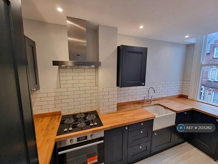 2 Bedroom Flat To Rent In Haldon Road, Exeter, EX4