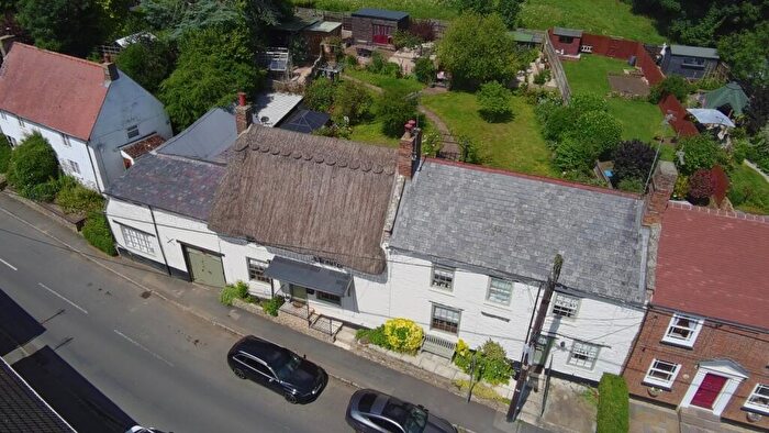 5 Bedroom Cottage For Sale In Main Street, Tingewick, MK18