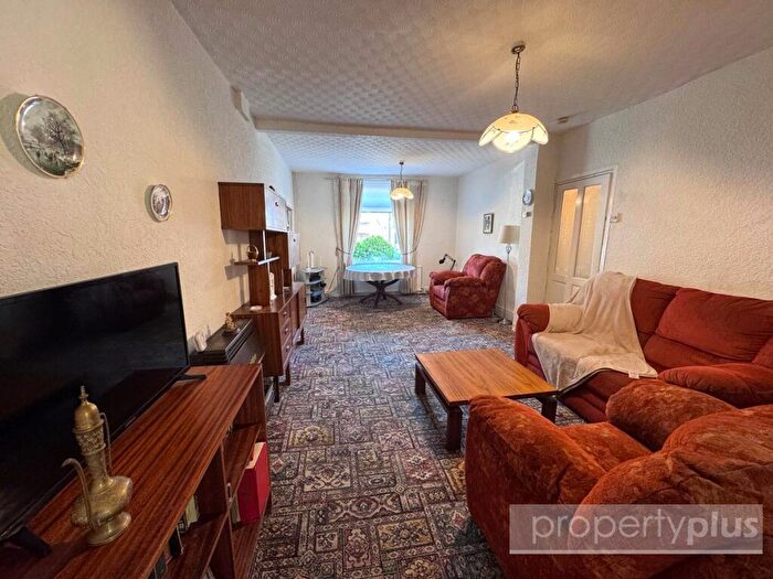 2 Bedroom Terraced House For Sale In Glyn Street, Porth, Rhondda Cynon Taff, CF39