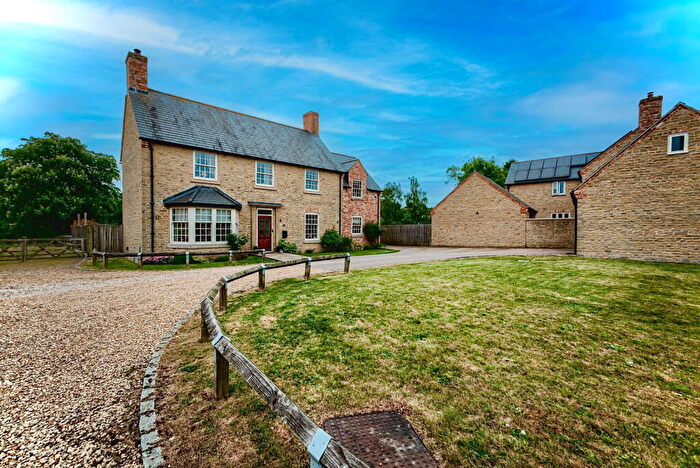 5 Bedroom Detached House For Sale In Lumber Lane, Paulerspury, Towcester, NN12