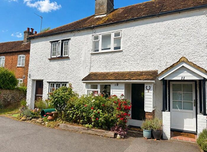 1 Bedroom Cottage For Sale In Church Street, Bovingdon, HP3