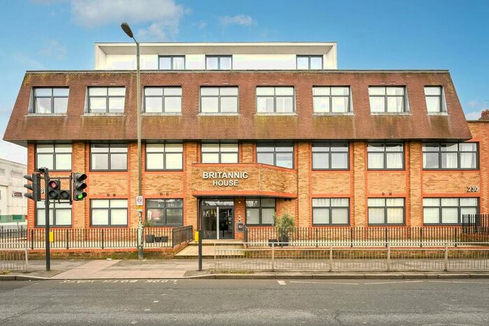 Studio To Rent In Burlington Road, New Malden, KT3